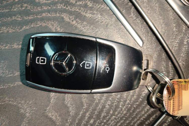 Used Mercedes-Benz CLS 2020 CLS 300 Sport Edition Interior 1