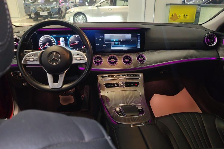 Used Mercedes-Benz CLS 2020 CLS 300 Luxury Model Center Console