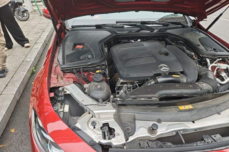 Used Mercedes-Benz CLS 2020 CLS 300 Sport Edition Engine Bay Right