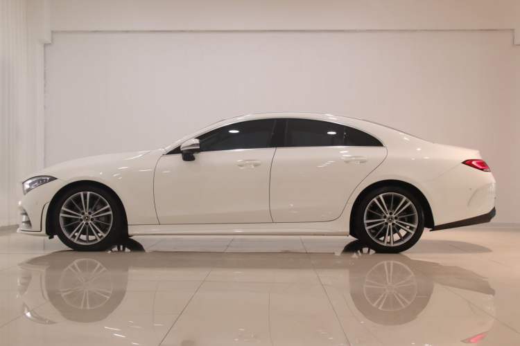 Used Mercedes-Benz CLS 2020 CLS 300 Sport Edition Exterior 4