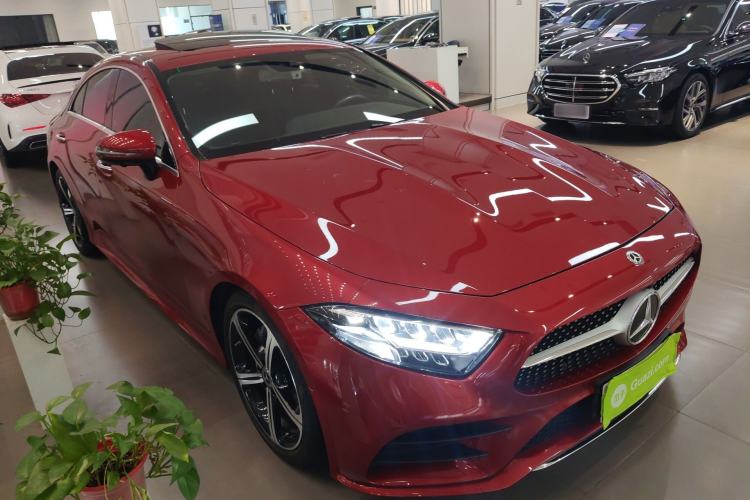 Used Mercedes-Benz CLS 2020 CLS 300 Luxury Model Front Right 45 Deg