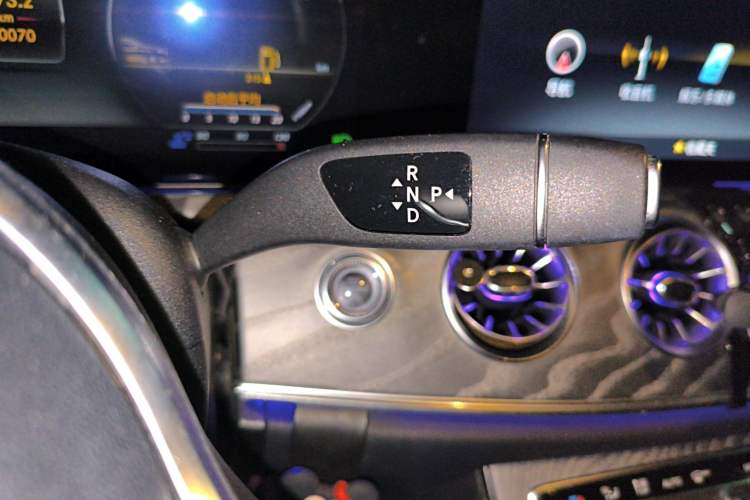 Used Mercedes-Benz CLS 2020 CLS 300 Sport Edition Gear Lever