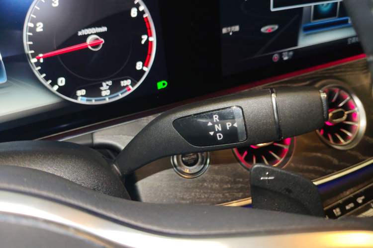Used Mercedes-Benz CLS 2020 CLS 300 Luxury Model Gear Lever