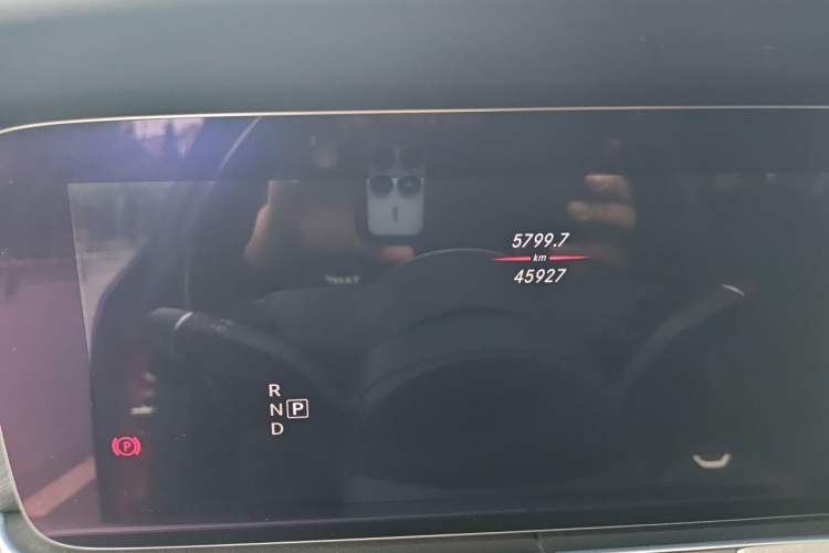Used Mercedes-Benz CLS 2020 CLS 300 Sport Edition Odometer Close Up