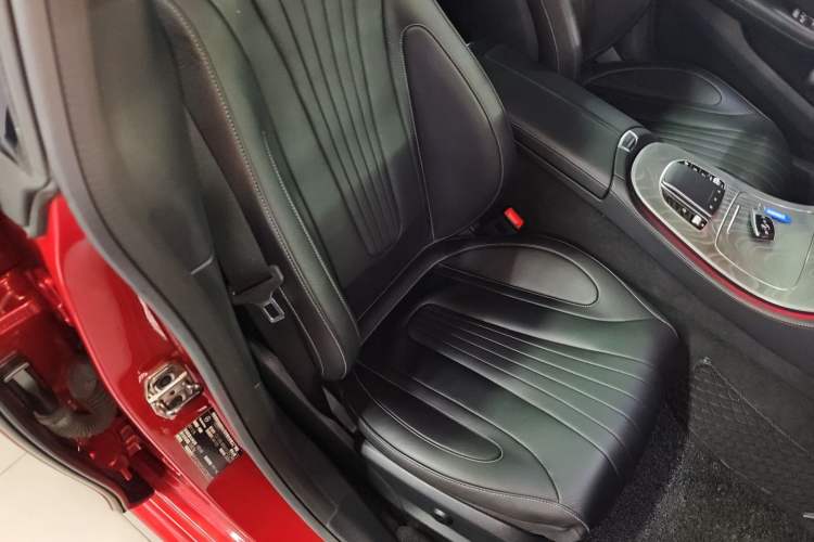 Used Mercedes-Benz CLS 2020 CLS 300 Luxury Model Right Front Seat