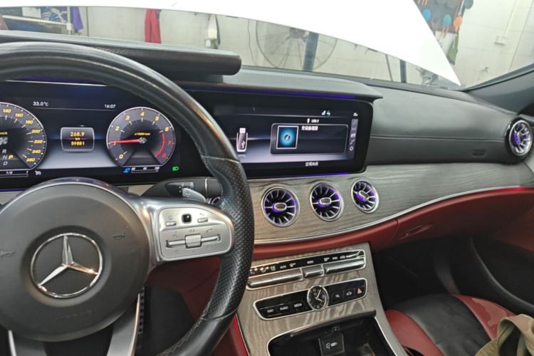 Used Mercedes-Benz CLS 2020 CLS 300 Sport Edition Center Console