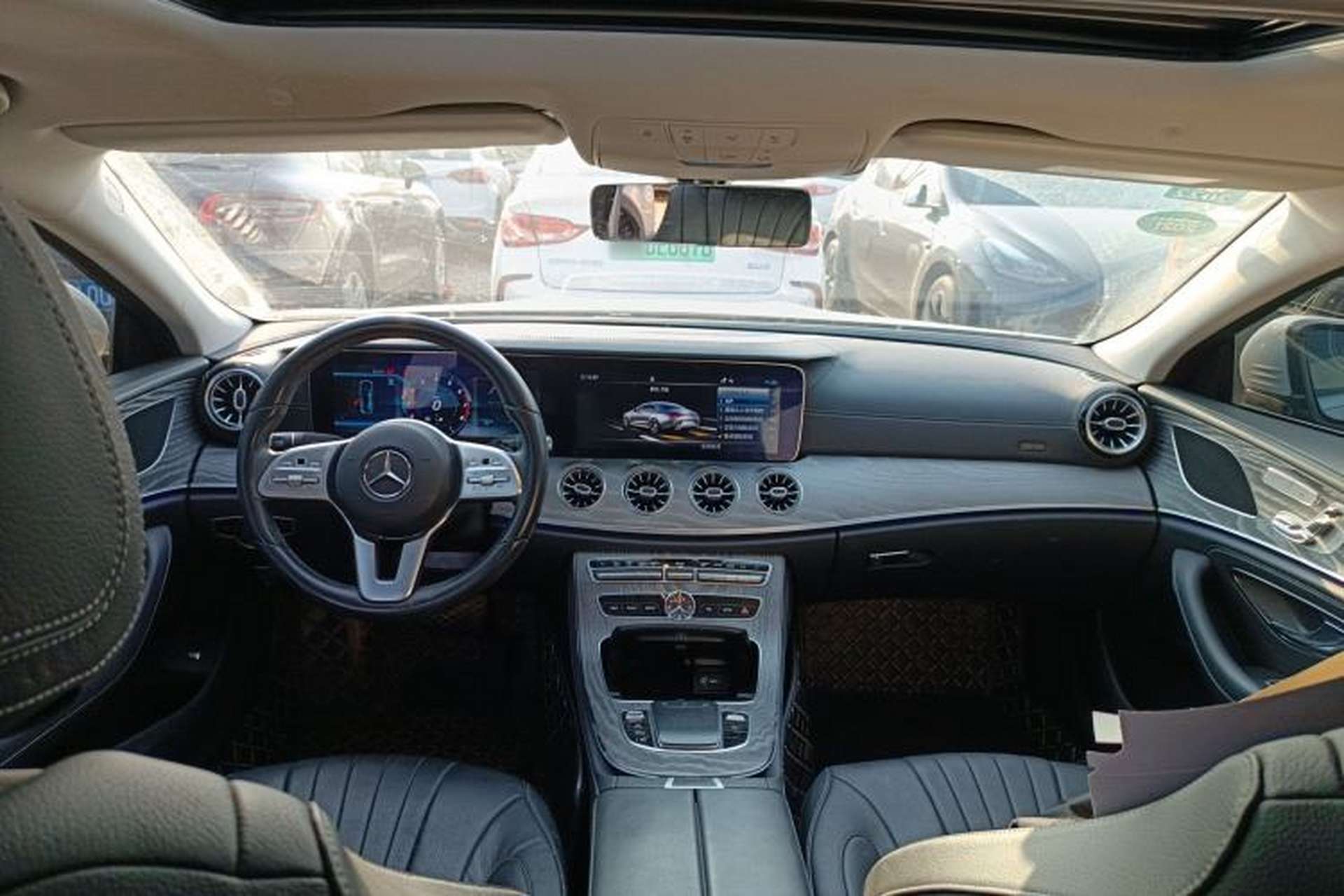 Used Mercedes-Benz CLS 2020 CLS 300 Sport Edition Center Console