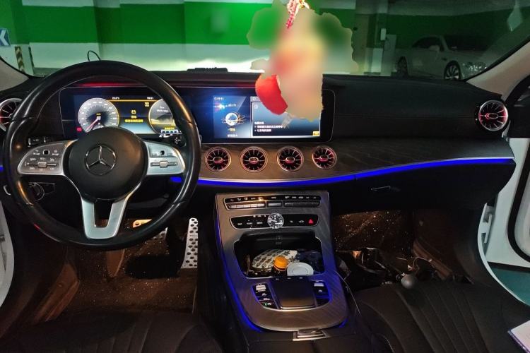 Used Mercedes-Benz CLS 2020 CLS 300 Sport Edition Center Console