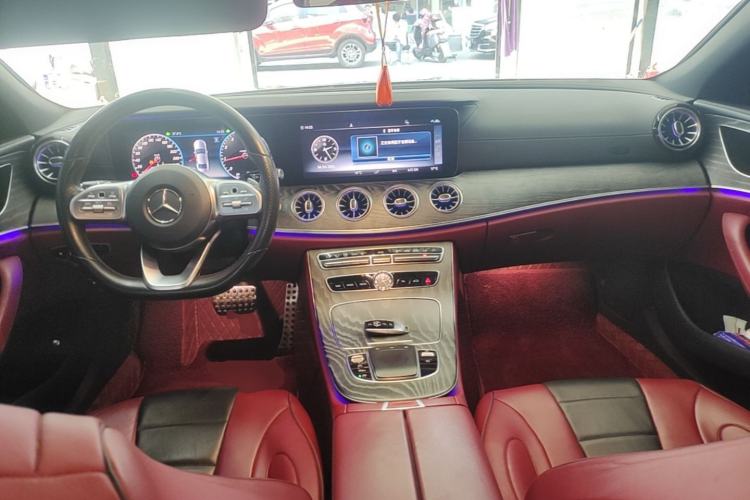 Used Mercedes-Benz CLS 2020 CLS 300 Sport Edition Center Console