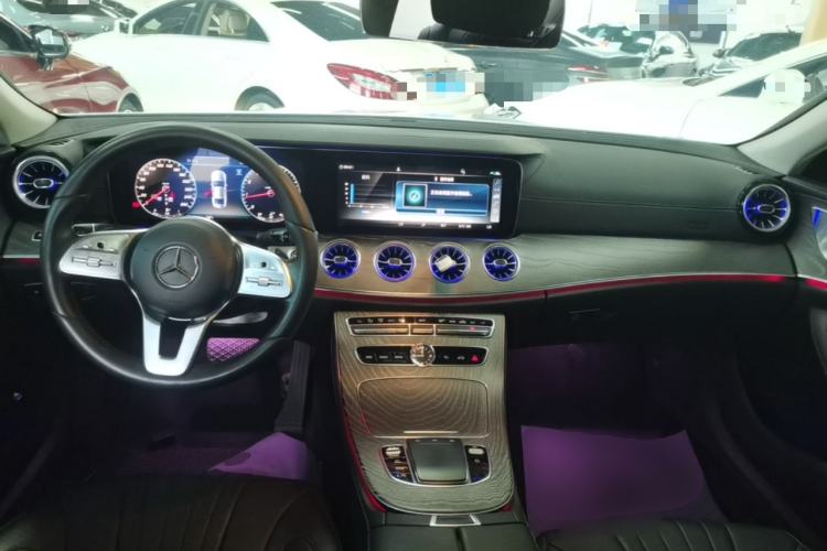 Used Mercedes-Benz CLS 2020 CLS 300 Luxury Model Center Console