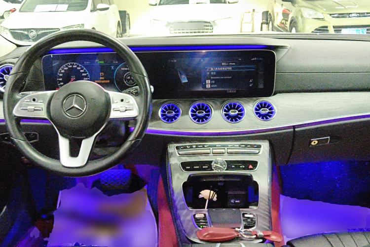 Used Mercedes-Benz CLS 2020 CLS 260 Center Console