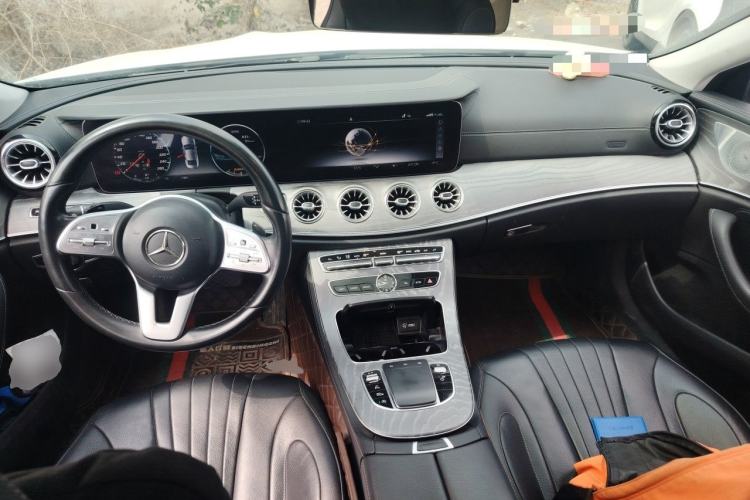 Used Mercedes-Benz CLS 2020 CLS 300 Luxury Model Center Console