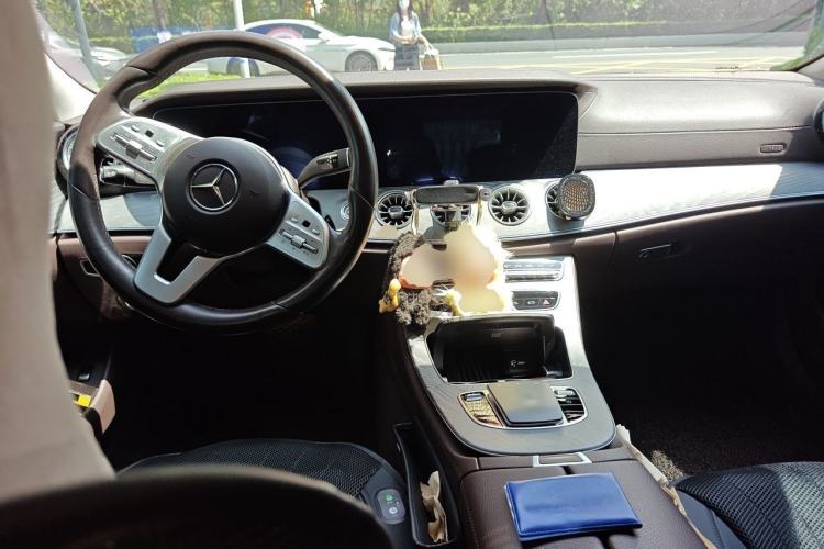 Used Mercedes-Benz CLS 2020 CLS 300 Sport Edition Center Console