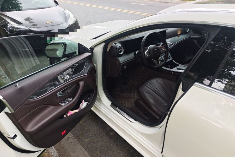 Used Mercedes-Benz CLS 2020 CLS 300 Sport Edition Driver Seat