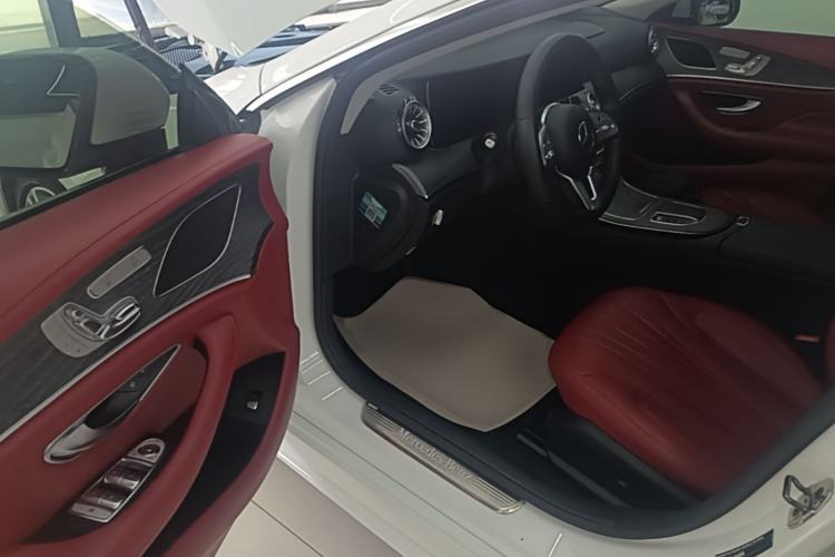 Used Mercedes-Benz CLS 2020 CLS 300 Sport Edition Driver Seat