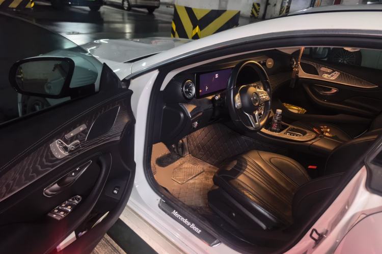 Used Mercedes-Benz CLS 2020 CLS 300 Sport Edition Driver Seat
