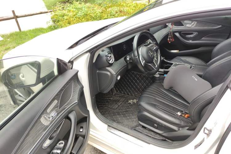 Used Mercedes-Benz CLS 2020 CLS 300 Sport Edition Driver Seat