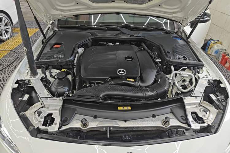 Used Mercedes-Benz CLS 2020 CLS 300 Sport Edition Engine Bay