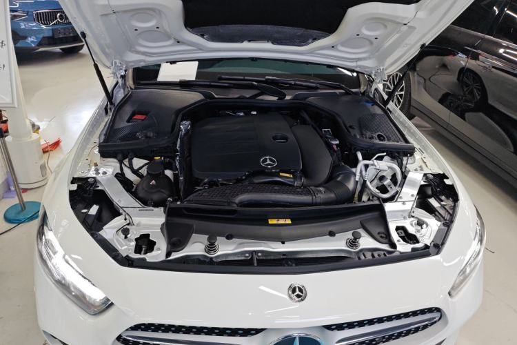 Used Mercedes-Benz CLS 2020 CLS 300 Sport Edition Engine Bay