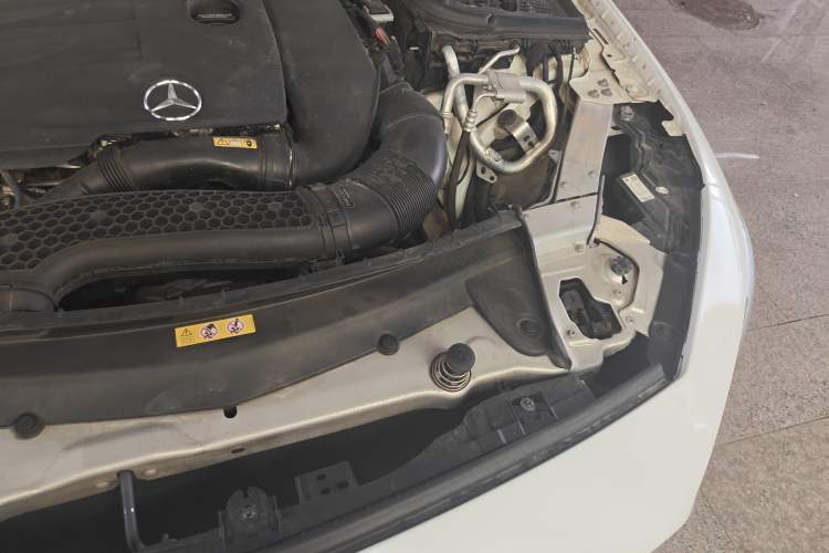 Used Mercedes-Benz CLS 2020 CLS 300 Sport Edition Engine Bay Left