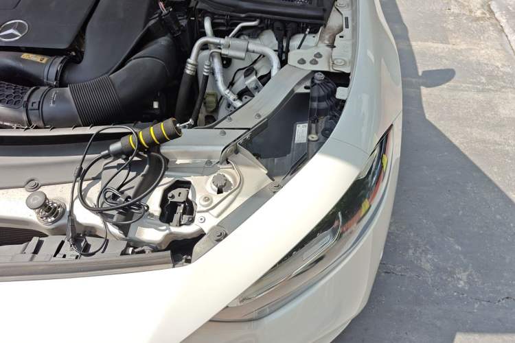 Used Mercedes-Benz CLS 2020 CLS 300 Sport Edition Engine Bay Left