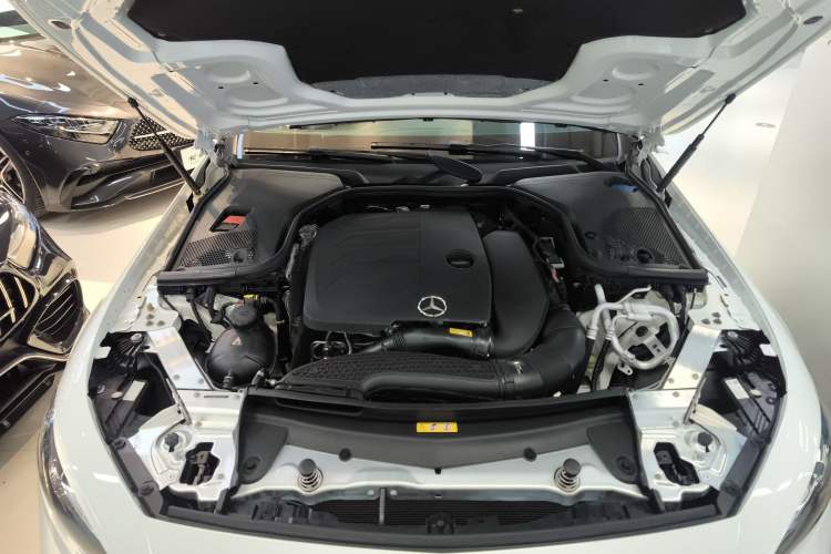 Used Mercedes-Benz CLS 2020 CLS 300 Sport Edition Engine Bay