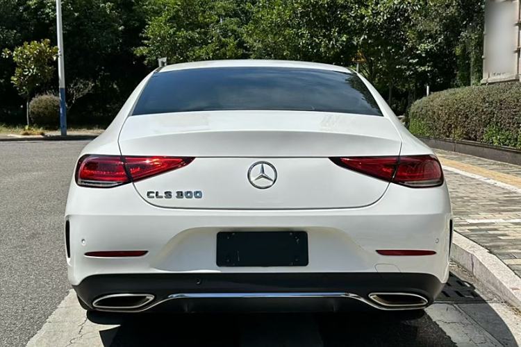 Used Mercedes-Benz CLS 2020 CLS 300 Luxury Model Exterior 3