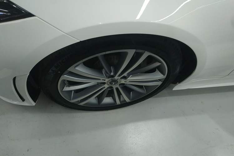 Used Mercedes-Benz CLS 2020 CLS 300 Sport Edition Exterior 4