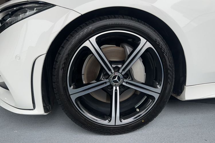Used Mercedes-Benz CLS 2020 CLS 300 Luxury Model Exterior 4