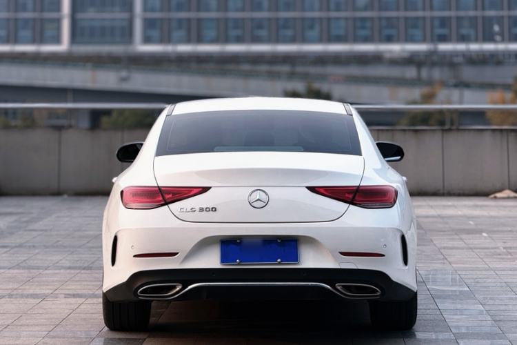 Used Mercedes-Benz CLS 2020 CLS 300 Luxury Model Exterior 5