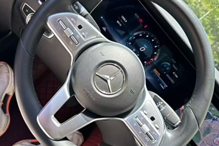 Used Mercedes-Benz CLS 2020 CLS 300 Luxury Model Exterior 5