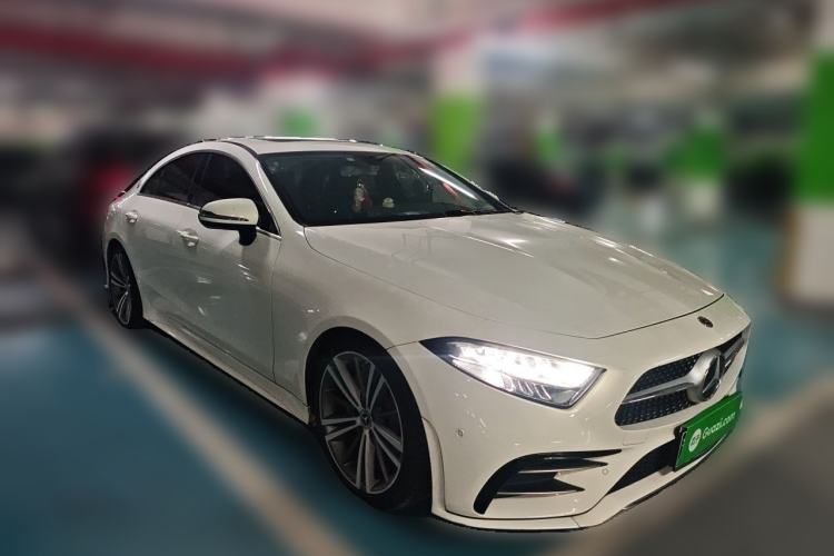 Used Mercedes-Benz CLS 2020 CLS 300 Sport Edition Front Right 45 Deg