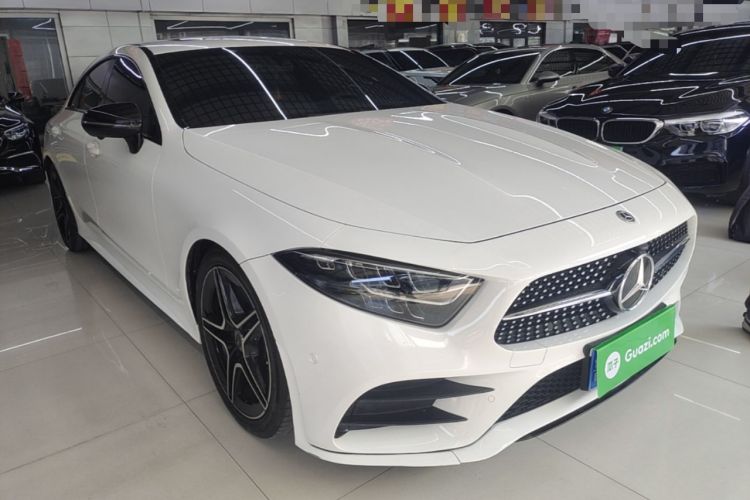 Used Mercedes-Benz CLS 2020 CLS 300 Sport Edition Front Right 45 Deg