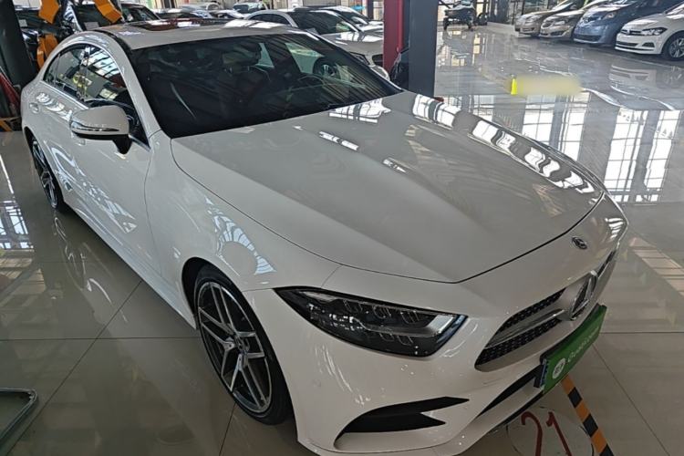 Used Mercedes-Benz CLS 2020 CLS 300 Sport Edition Front Right 45 Deg