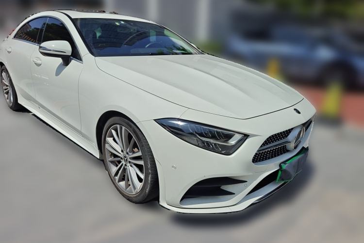 Used Mercedes-Benz CLS 2020 CLS 300 Sport Edition Front Right 45 Deg