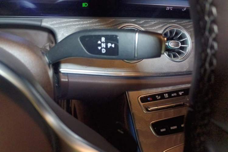 Used Mercedes-Benz CLS 2020 CLS 300 Sport Edition Gear Lever