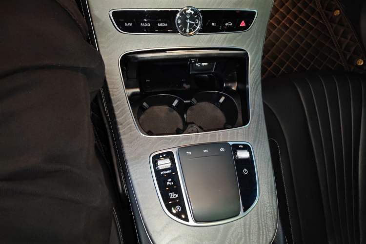 Used Mercedes-Benz CLS 2020 CLS 300 Sport Edition Gear Lever