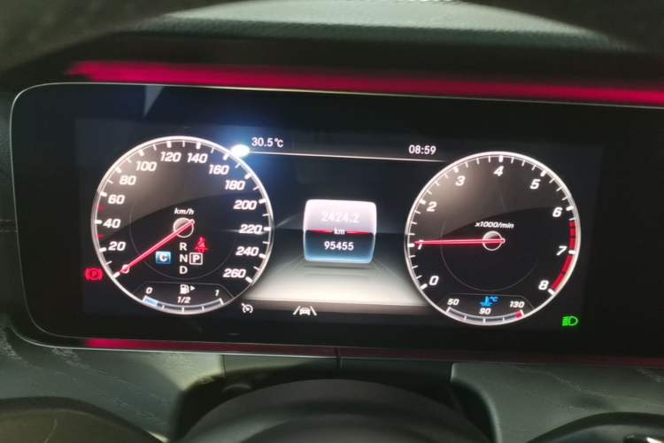 Used Mercedes-Benz CLS 2020 CLS 300 Luxury Model Instrument Cluster