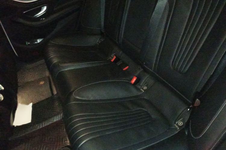 Used Mercedes-Benz CLS 2020 CLS 300 Sport Edition Interior 4