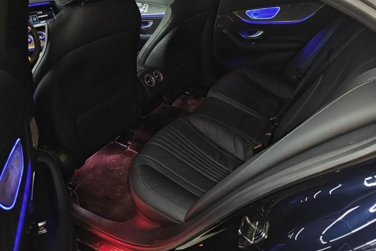 Used Mercedes-Benz CLS 2020 CLS 300 Sport Edition Interior 4