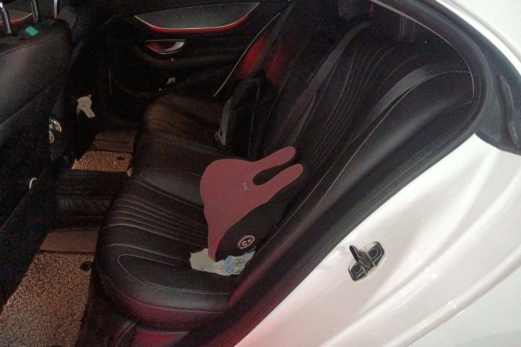 Used Mercedes-Benz CLS 2020 CLS 300 Sport Edition Interior 4