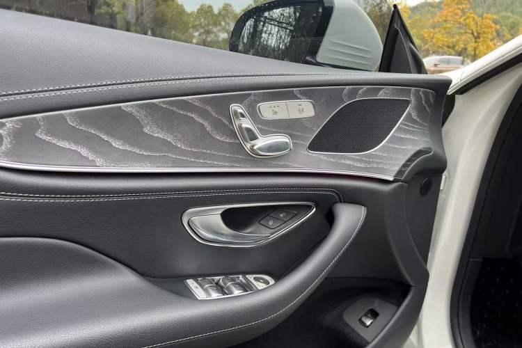 Used Mercedes-Benz CLS 2020 CLS 260 Interior 5