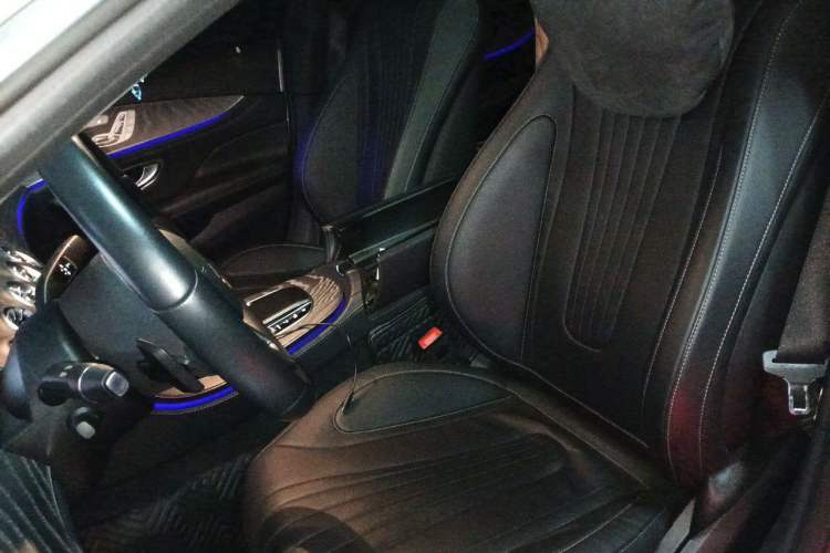 Used Mercedes-Benz CLS 2020 CLS 300 Sport Edition Left Front Seat