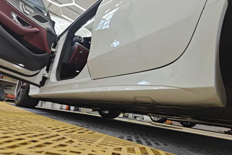 Used Mercedes-Benz CLS 2020 CLS 300 Sport Edition Left Side Sill