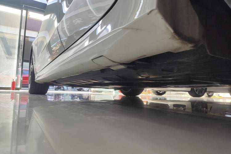 Used Mercedes-Benz CLS 2020 CLS 300 Sport Edition Left Side Sill