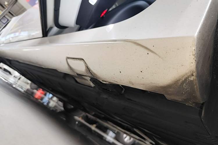 Used Mercedes-Benz CLS 2020 CLS 300 Sport Edition Left Side Sill