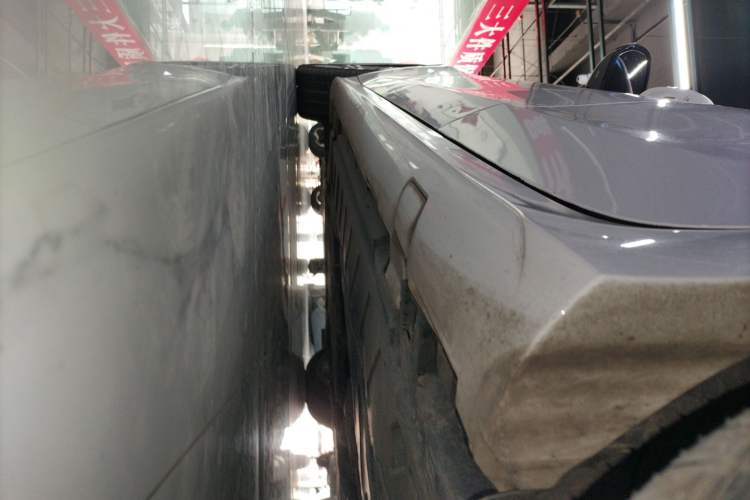 Used Mercedes-Benz CLS 2020 CLS 300 Sport Edition Left Side Sill