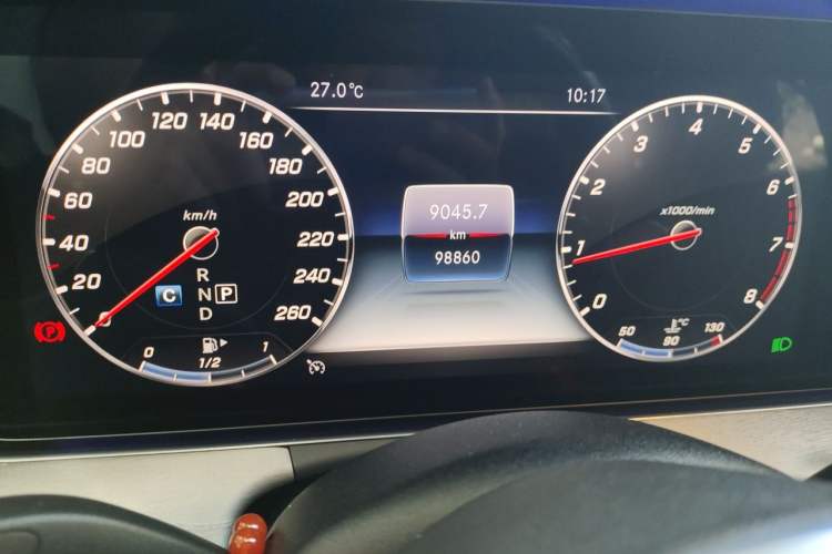 Used Mercedes-Benz CLS 2020 CLS 300 Sport Edition Odometer Close Up