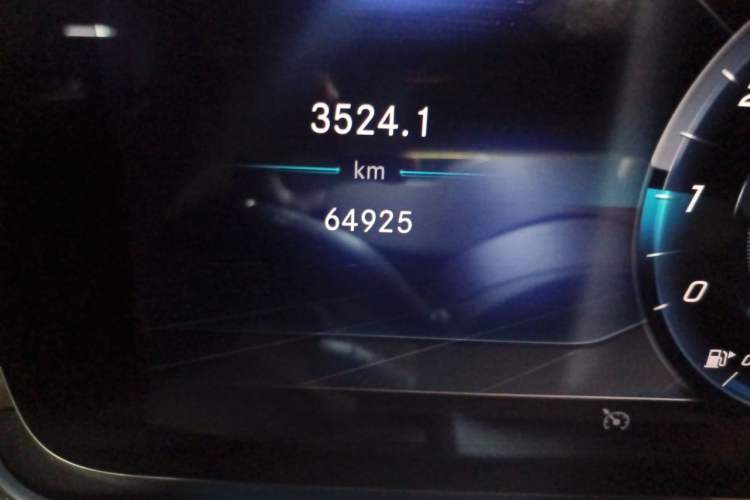 Used Mercedes-Benz CLS 2020 CLS 300 Sport Edition Odometer Close Up