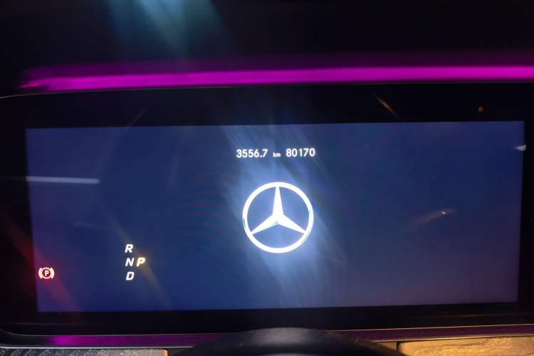 Used Mercedes-Benz CLS 2020 CLS 300 Sport Edition Odometer Close Up